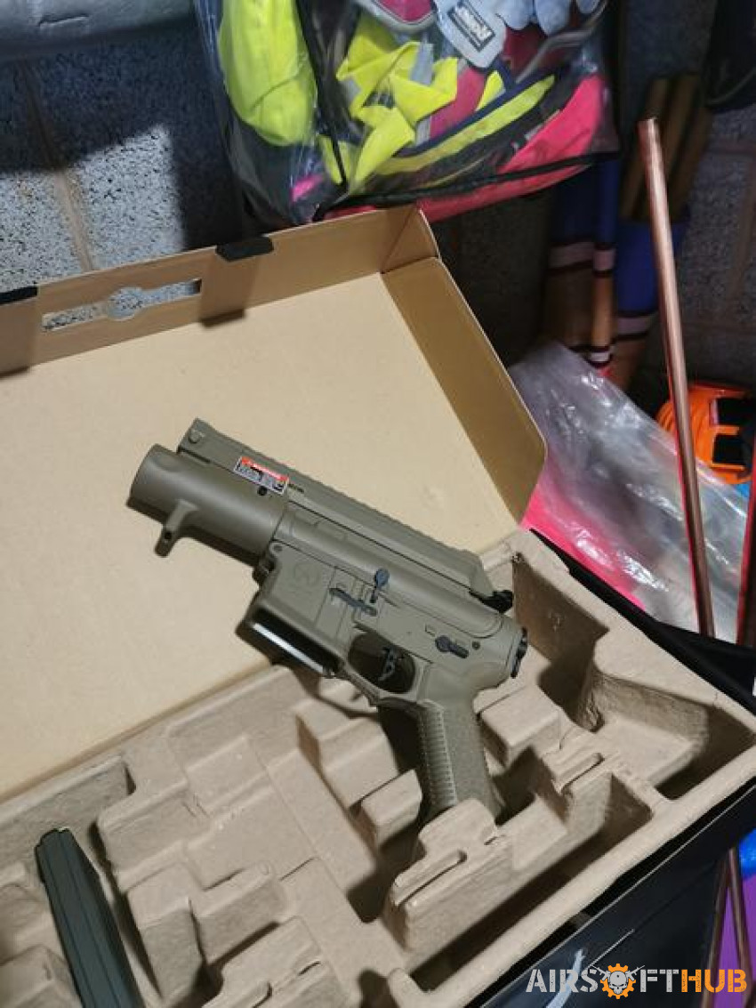 Ares stubby m4 - Used airsoft equipment