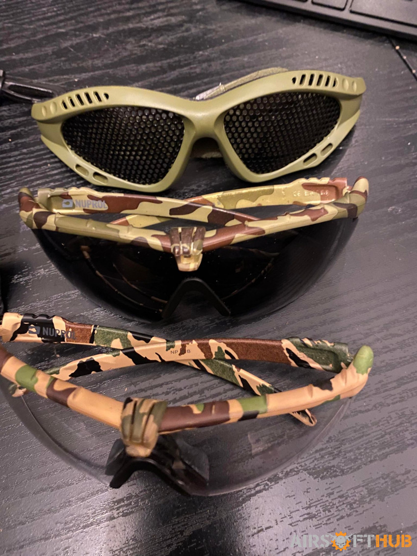 Protective eye wear, gloves - Used airsoft equipment