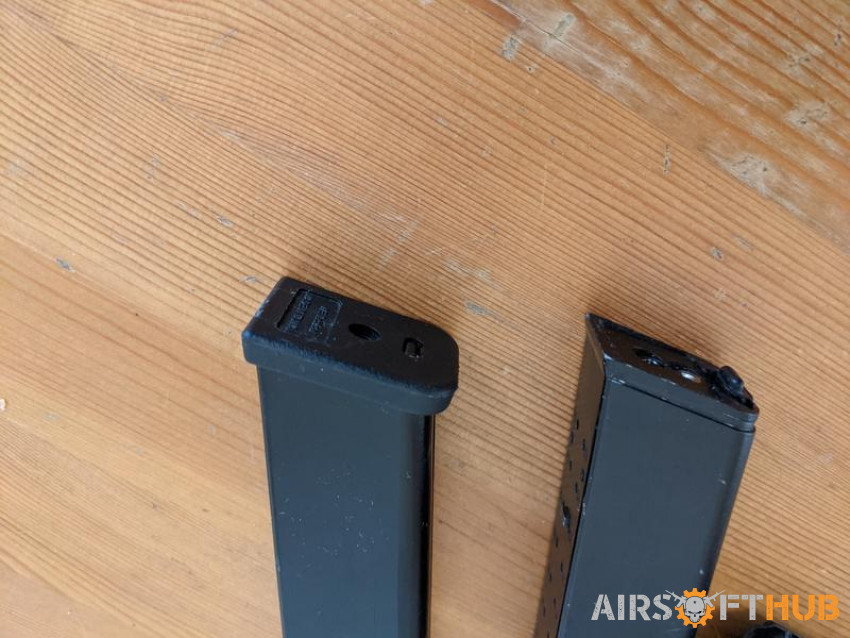 WE G17, 3 mags - Used airsoft equipment