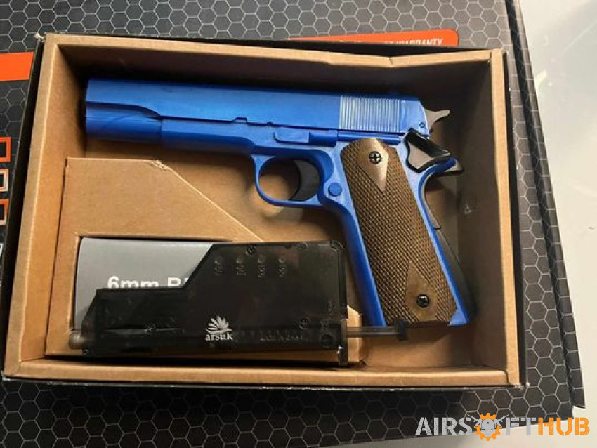 airsoft gas pistol - Used airsoft equipment