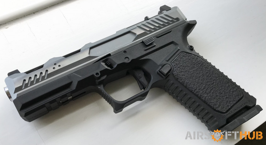 Strike Industries Ark17 pistol - Used airsoft equipment