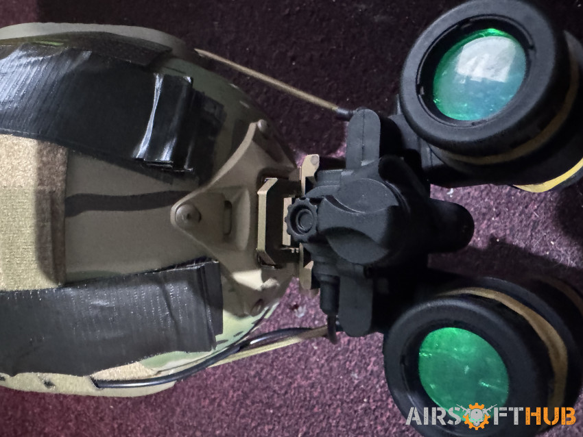 MultiCam FAST Helmet READ DESC - Used airsoft equipment