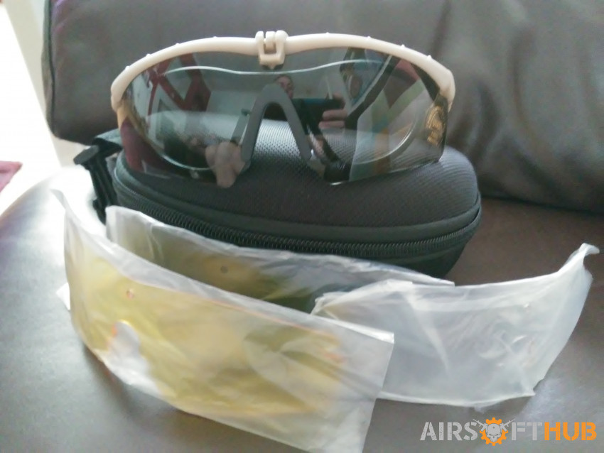 EnzoDate Polarized Glasses - Used airsoft equipment