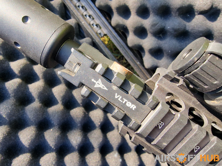 *UPGRADED* MAGPUL VLTOR - Used airsoft equipment