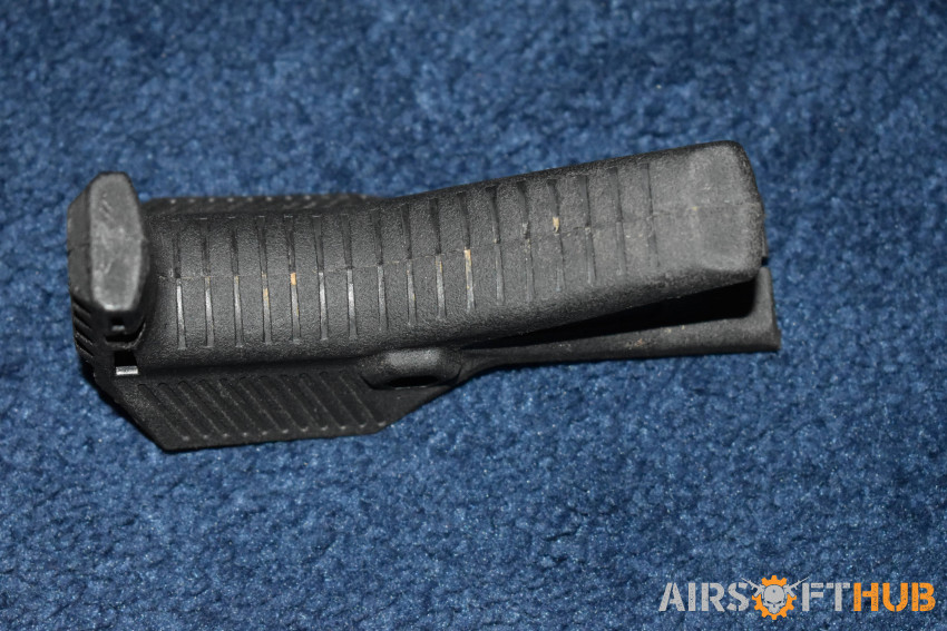 Angled Foregrip Plastic - Used airsoft equipment