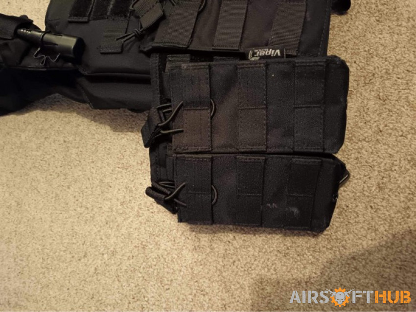 Black Tactical Geae - Used airsoft equipment