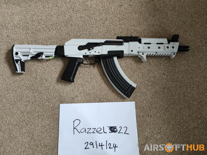 Tokyo Marui NGRS AK white stor - Used airsoft equipment