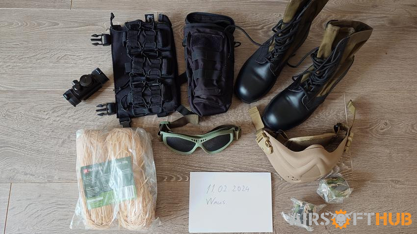 Pentagon Uniform and Extras - Used airsoft equipment