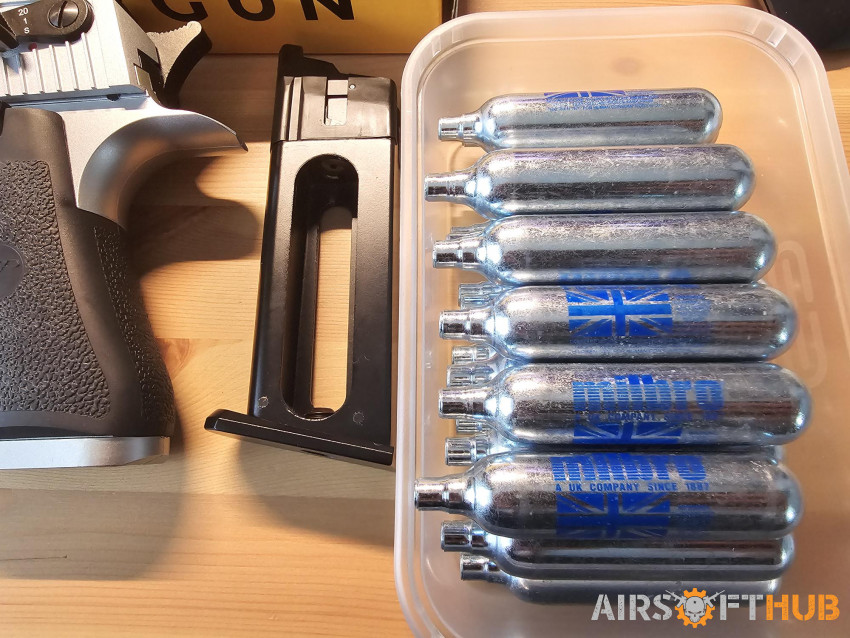 Cybergun Desert Eagle SILVER - Used airsoft equipment