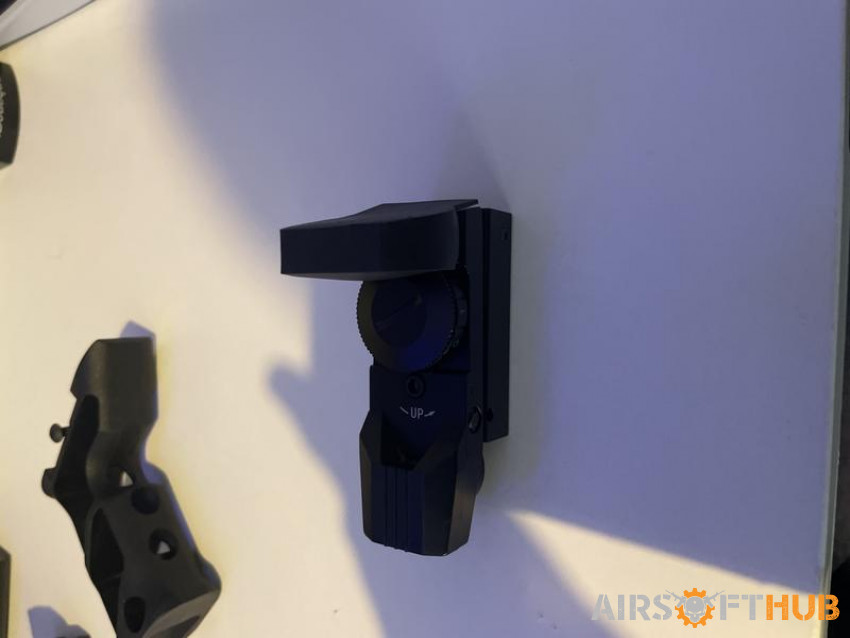 Red Dot Sight - Used airsoft equipment