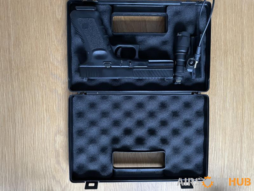 Glock 17 and torch - Used airsoft equipment