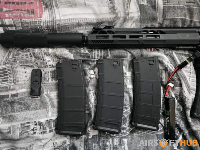 Utr556 m4 dmr - Used airsoft equipment