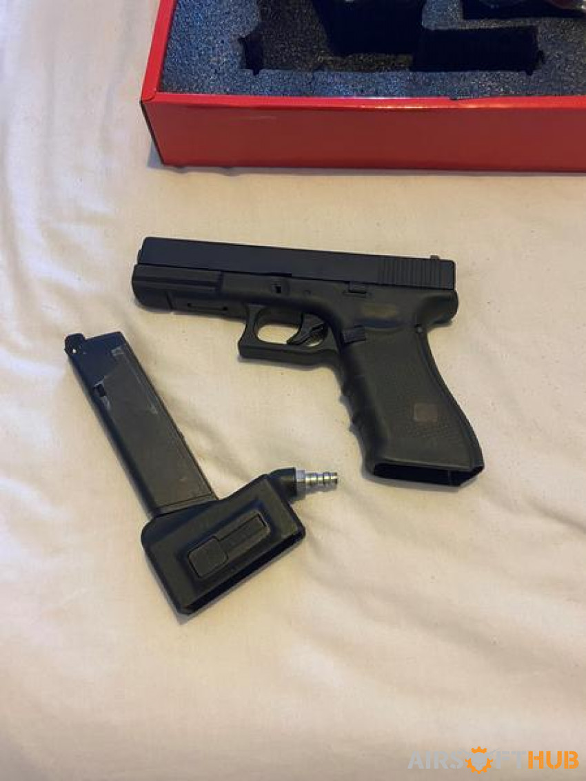 Glock 17 by Raven - Used airsoft equipment