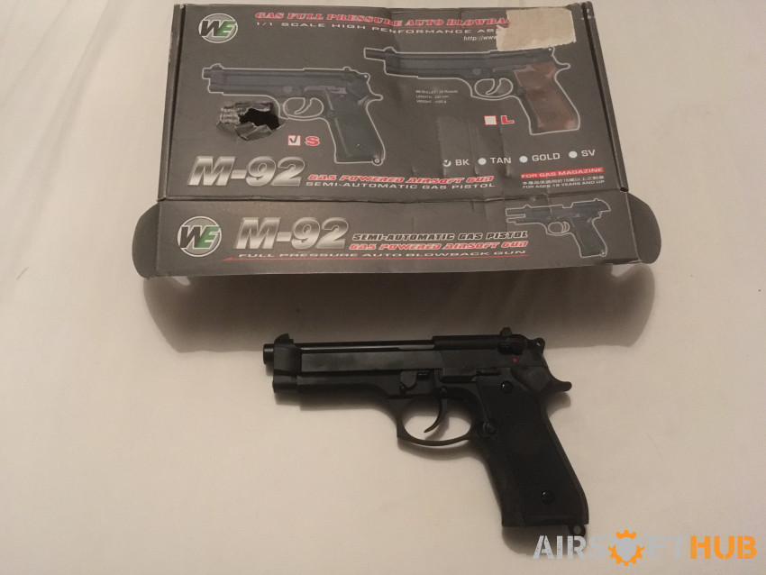 WE M-92 gas pistol - Used airsoft equipment