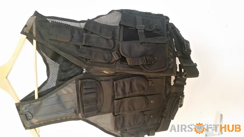 Black vest - Used airsoft equipment