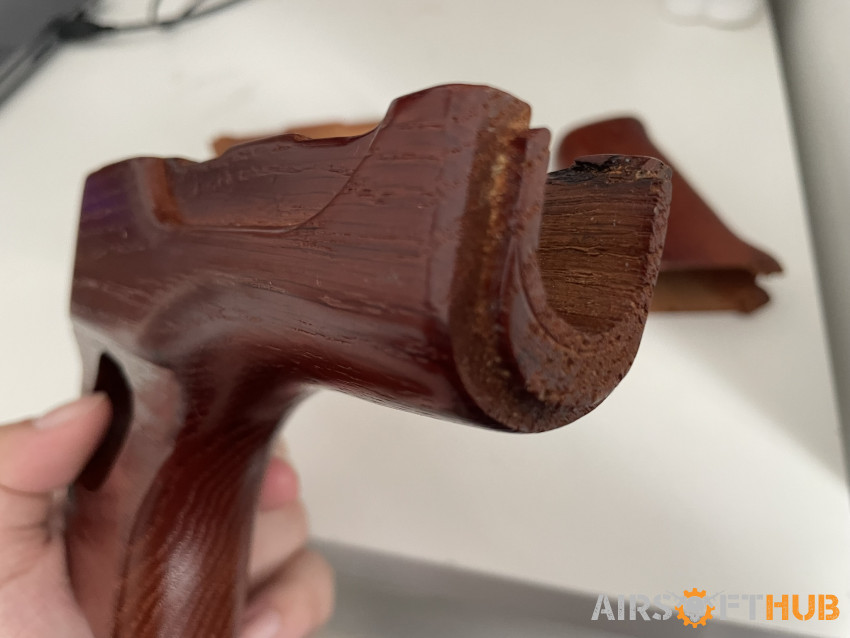AKMSU Wood Handguard & Grip - Used airsoft equipment