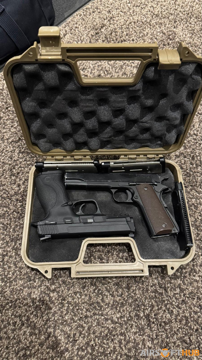 Gas pistol bundle - Used airsoft equipment
