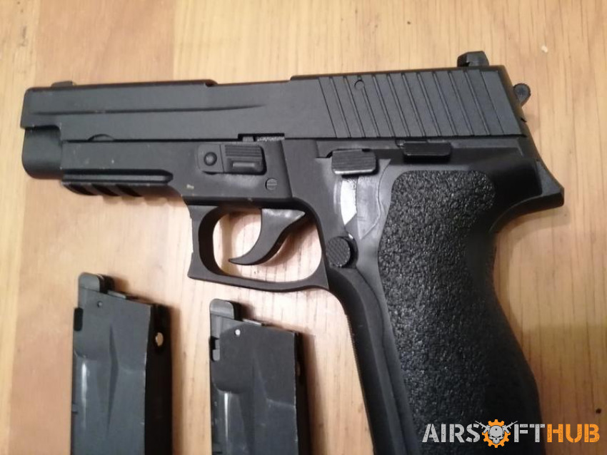We p226 sig sauer - Used airsoft equipment