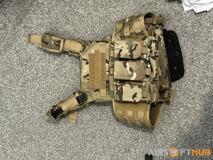 One Tigris multicam vest - Used airsoft equipment