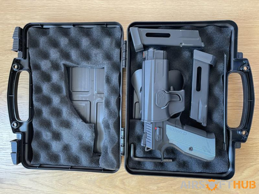 ASG CZ Shadow 2 - Used airsoft equipment