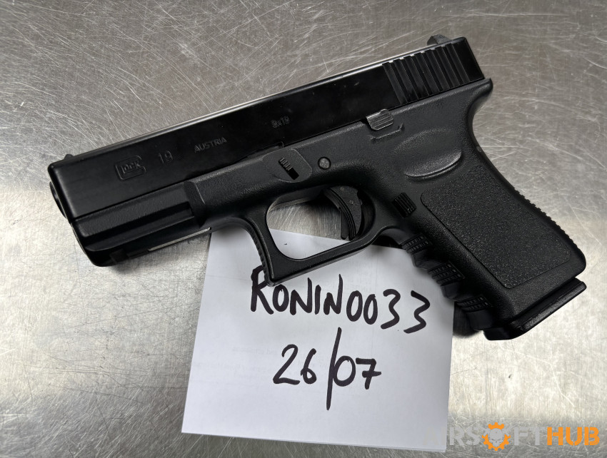 KSC Glock 19 - Used airsoft equipment