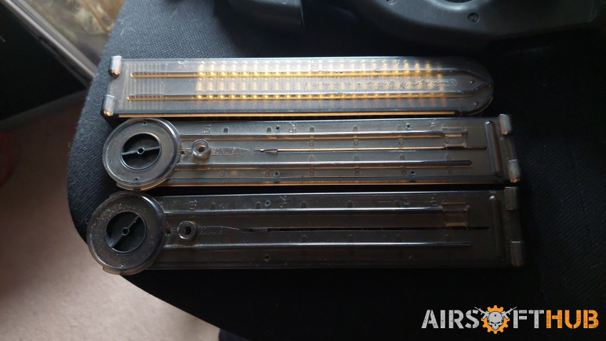 TM P90 & Magazines - Used airsoft equipment