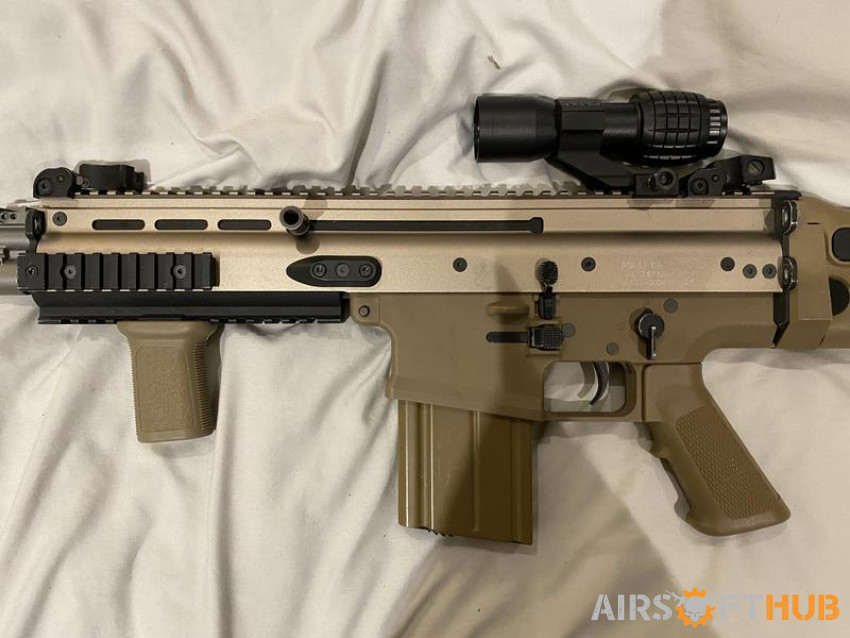 We Scar H with upgrades - Used airsoft equipment