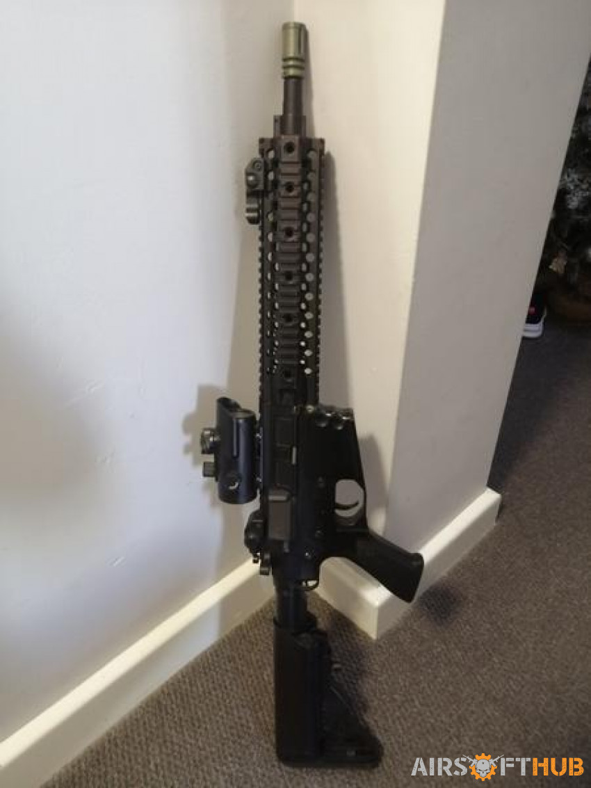 2 rifles + 2 guns - Used airsoft equipment