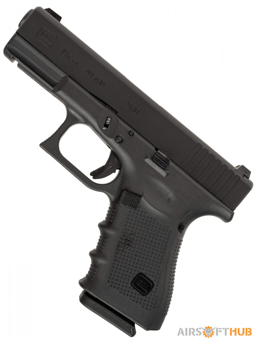 Wanted Glock 19 - Used airsoft equipment