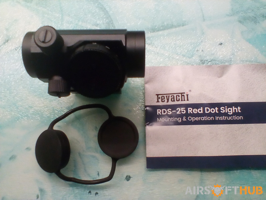 Feyachi RDS-25 Red Dot Sight - Used airsoft equipment