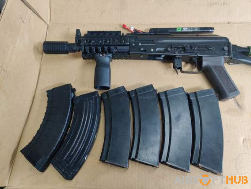 Cyma AK74SU - Mags + Battery - Used airsoft equipment