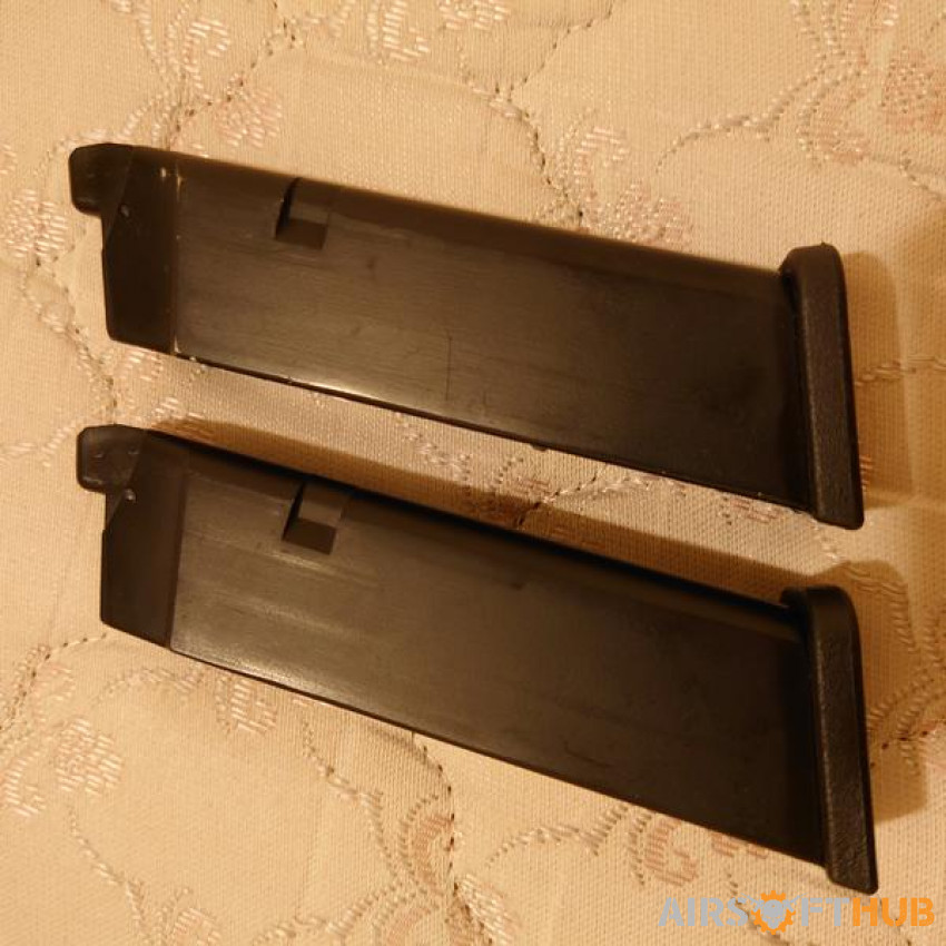 WE Glock G17 magazine x2 - Used airsoft equipment