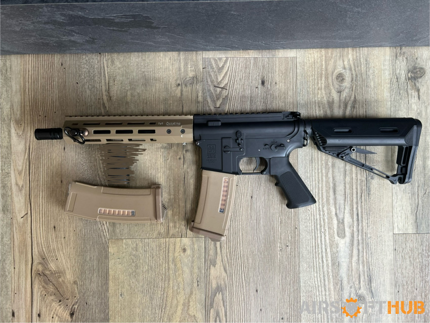 Full metal m4 (Lots of extras) - Used airsoft equipment