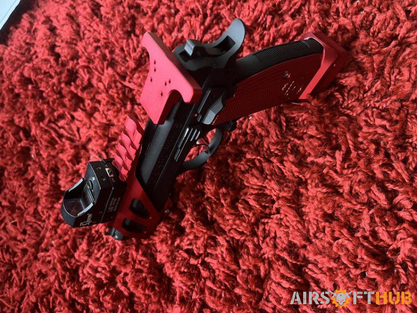 CZ Shadow SP-01 racer style - Used airsoft equipment