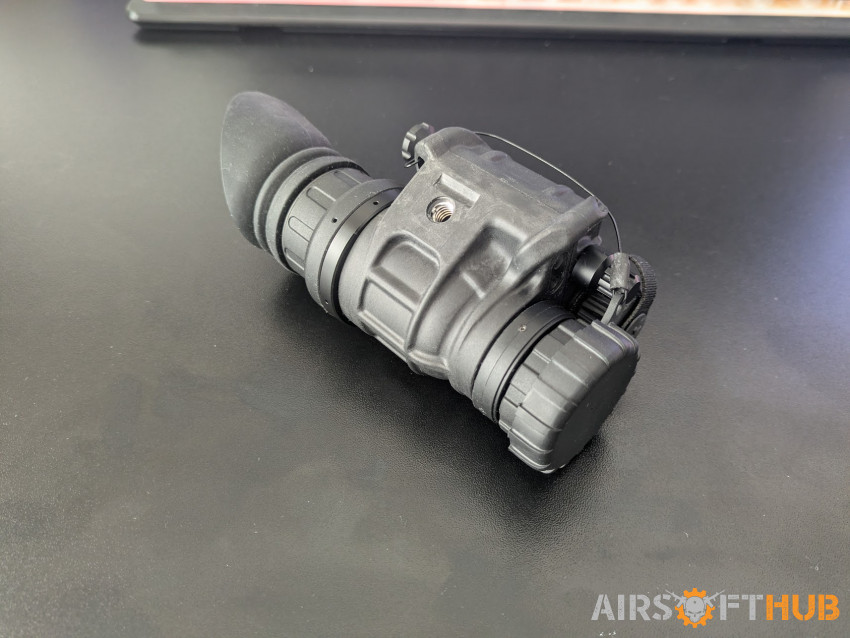 Spyron/Deep Dark PVS-14 - Used airsoft equipment