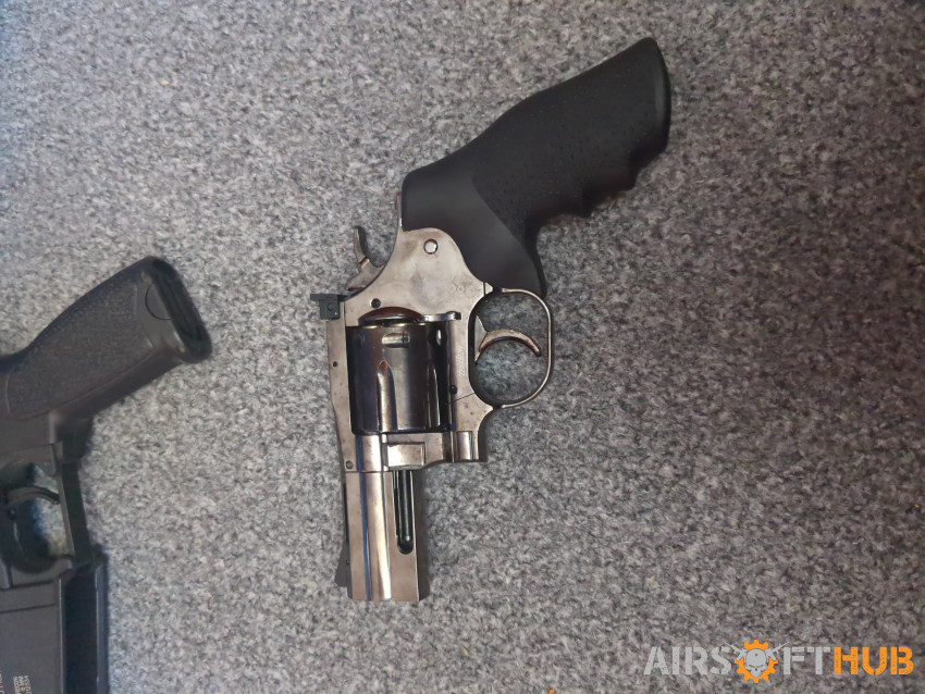 Revolver - Used airsoft equipment