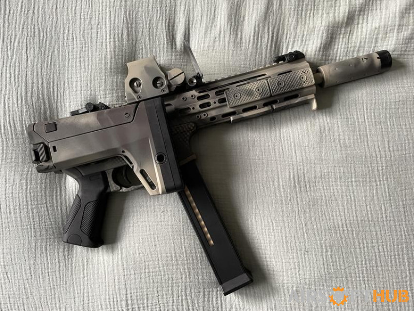 UTR45 smg with extras - Used airsoft equipment