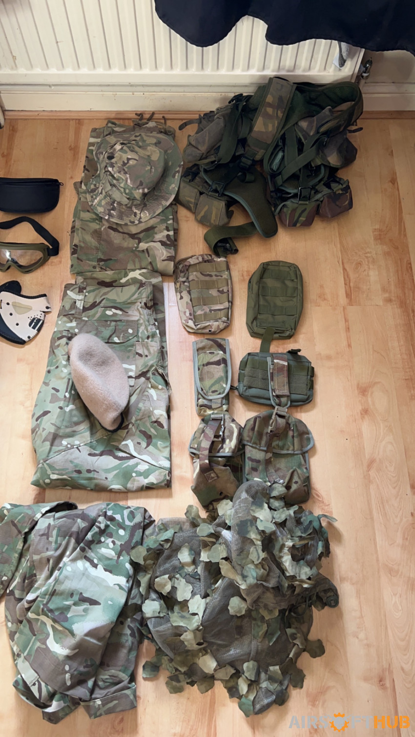 Clutter - Used airsoft equipment