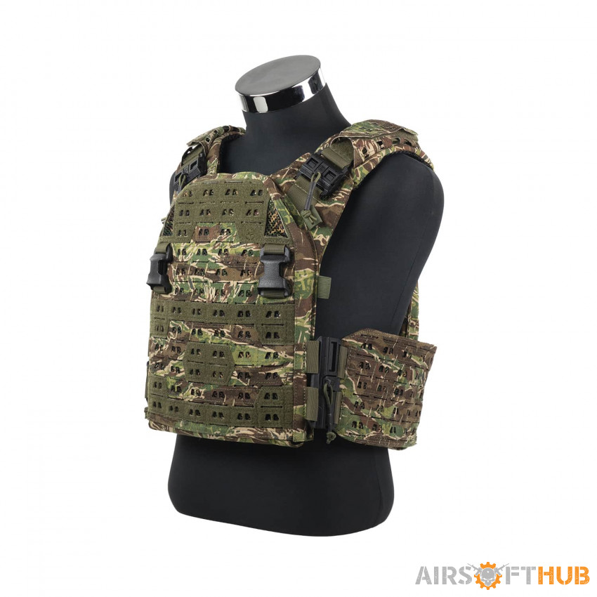Novritsch Plate Carrier WANTED - Used airsoft equipment