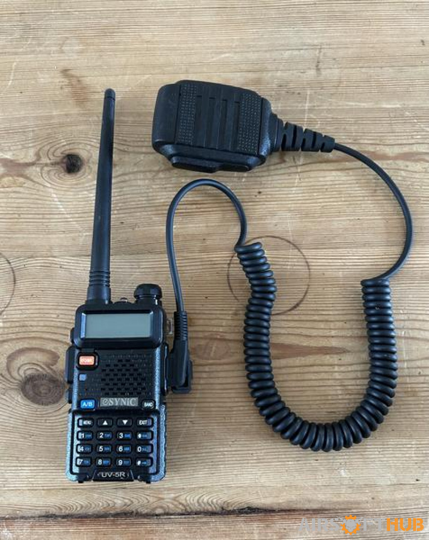 2 x eSYNIC UV-5R radios - Used airsoft equipment