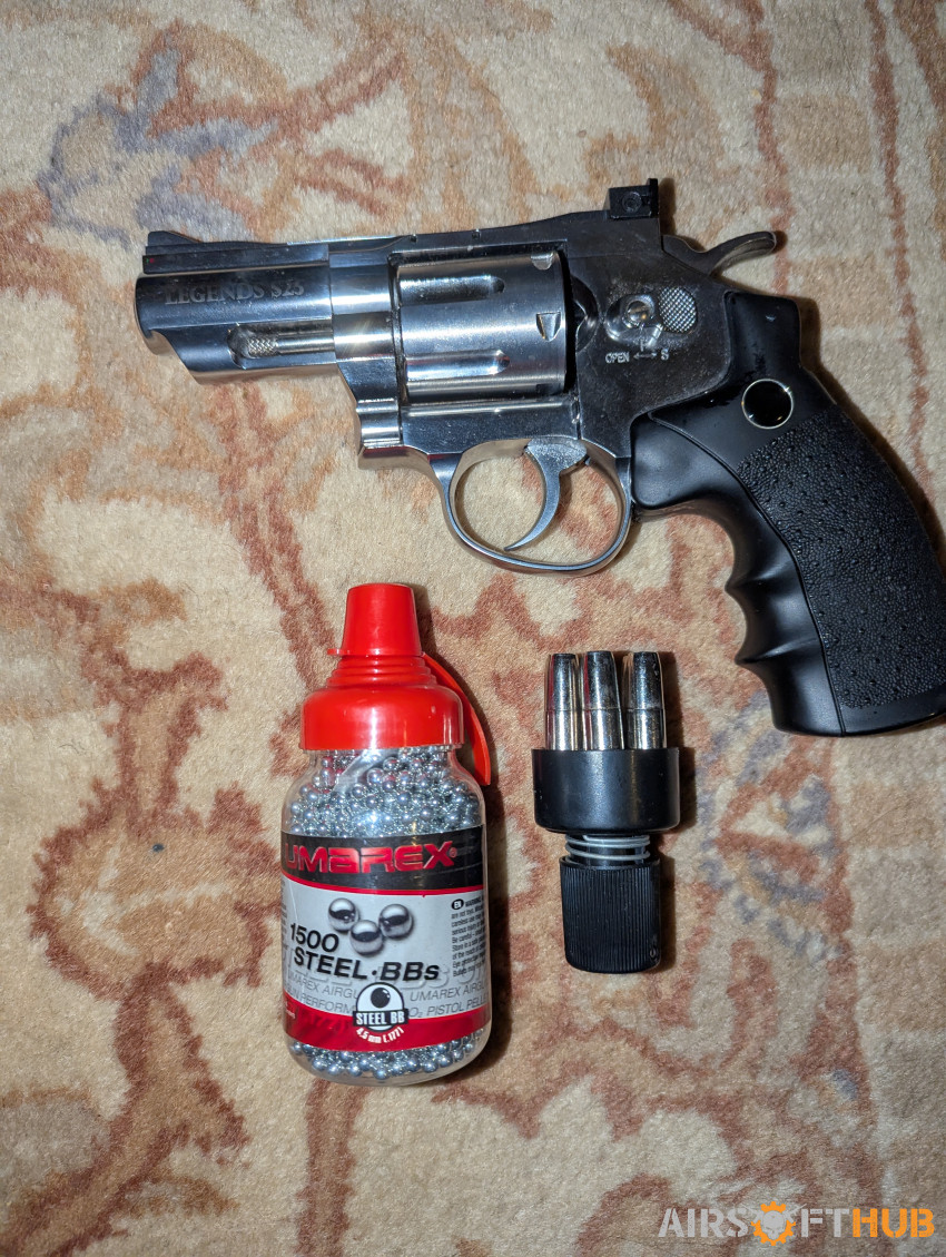 Umarex legends s25 revolver - Used airsoft equipment
