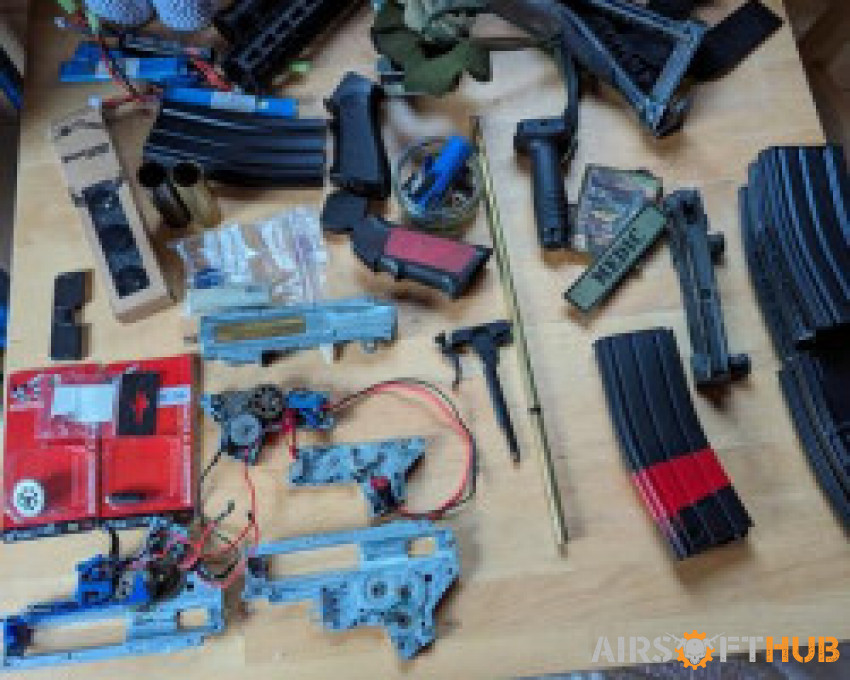 5 Airsoft Guns for sale - Used airsoft equipment