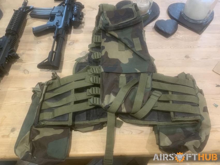 Vest, goggles, mask - Used airsoft equipment
