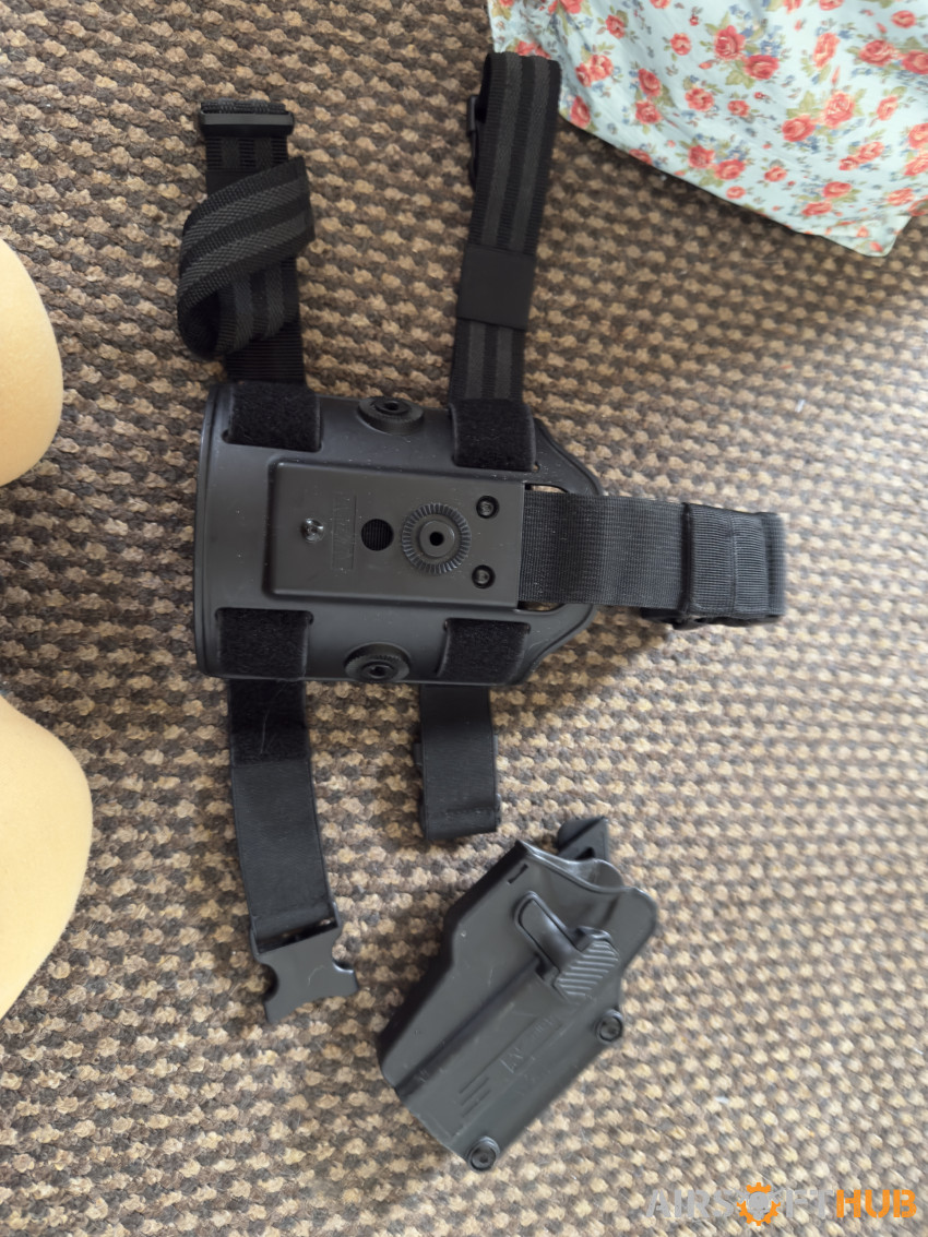 Amomax adjustable holster - Used airsoft equipment