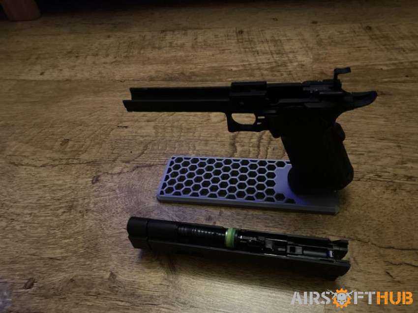 pistol bundle - Used airsoft equipment