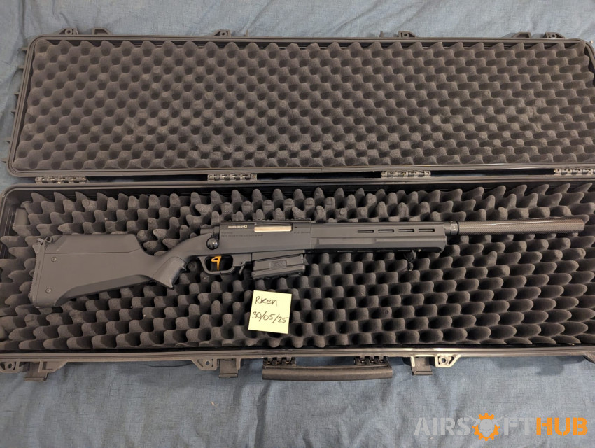 Upgraded AS02 sniper and case - Used airsoft equipment