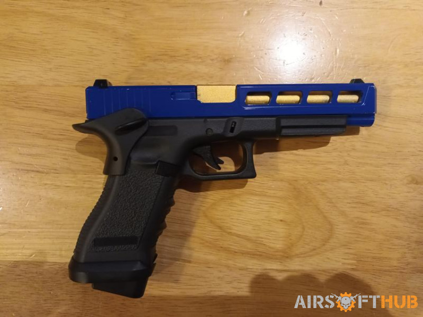 Army Armament R34-F (Glock 34) - Used airsoft equipment