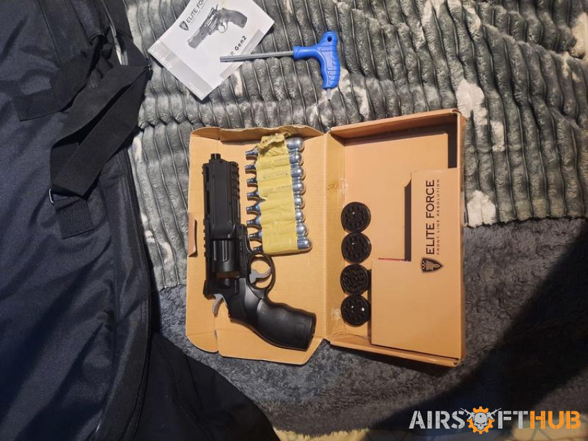 Umarex h8r revolver - Used airsoft equipment