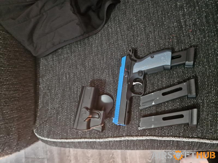 Pistol co2 cz shadow 2 - Used airsoft equipment