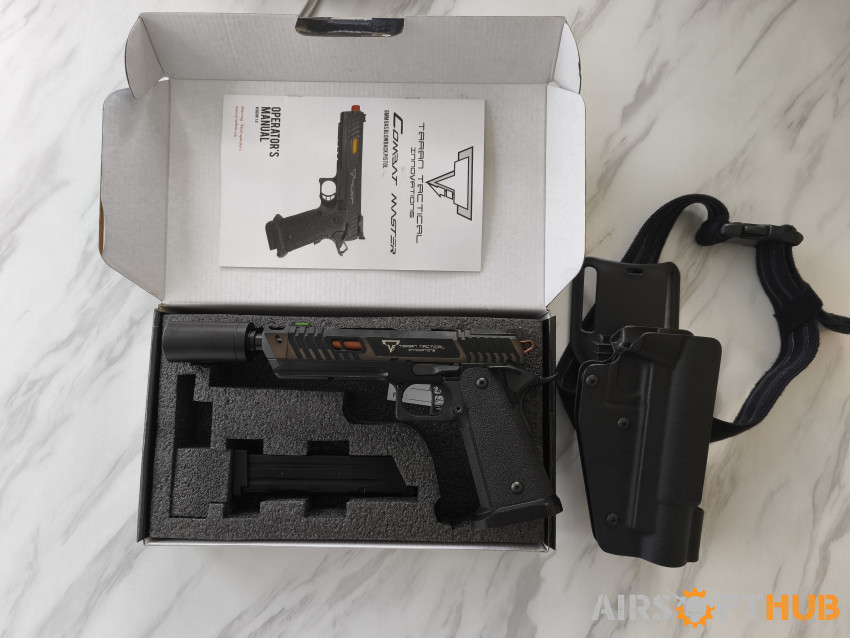 Pitt Viper Pistol Plus Extras - Used airsoft equipment